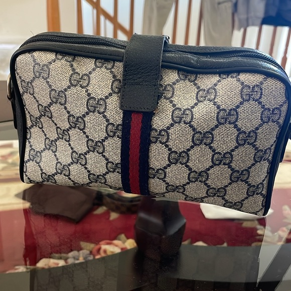 Gucci crossbody - Picture 8 of 17